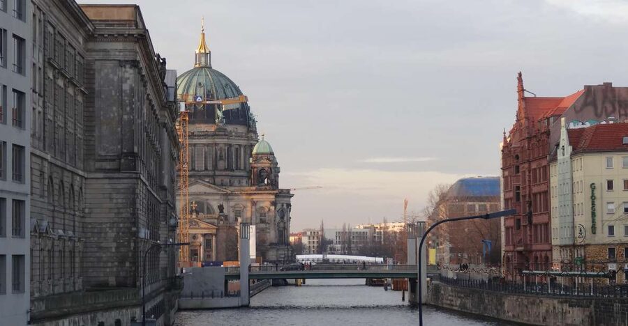 Explore Berlin Tour: History and Highlights - Why this Berlin walk works well as a first introduction