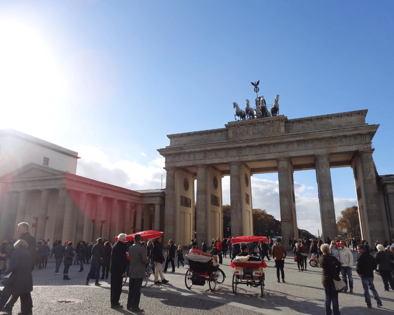 Explore Berlin Tour: History and Highlights - Brandenburg Gate and the Reichstag: symbols of a changed country