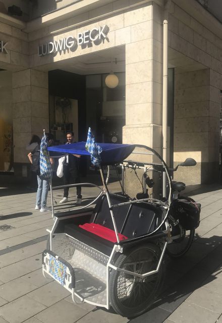 Exploring Munich in a Rikscha - Odeonsplatz and Munich’s difficult past