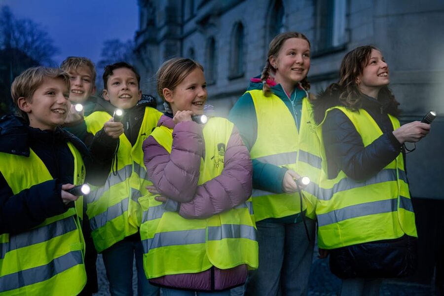 Flashlight tour for children/teenagers - Why a flashlight makes Hanover more exciting