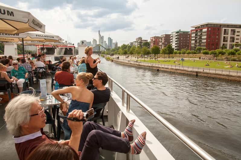 Frankfurt: 1-Hour Panorama Boat Cruise on the river Main - Finding the KD landing stage at Mainkai