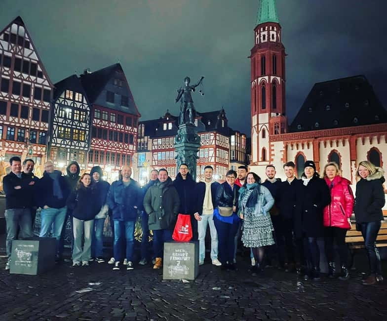 Frankfurt am Main: Night Pub Crawl Shots and Party - Starting at the Römer and Fountain of Justice