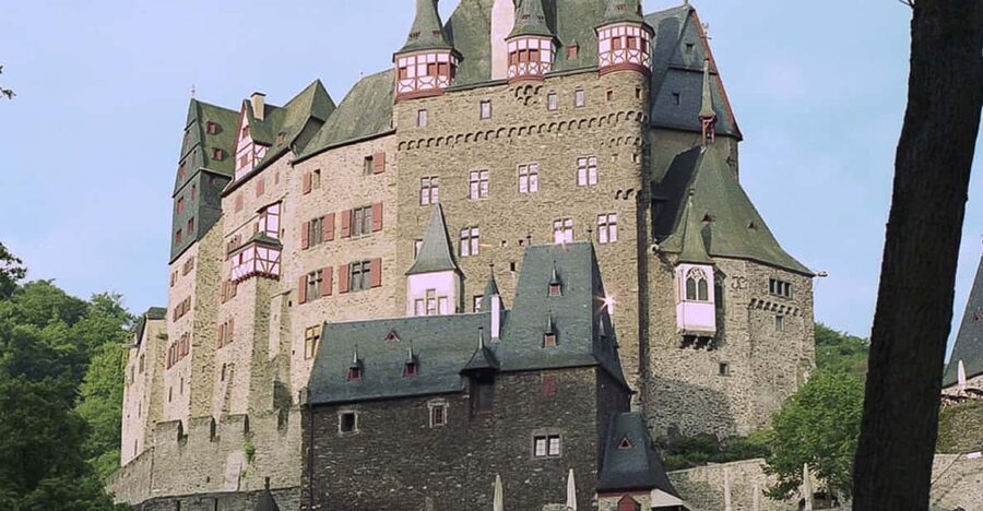 Frankfurt: Day Trip to Eltz Castle - Why Eltz Castle makes a worthwhile day from Frankfurt