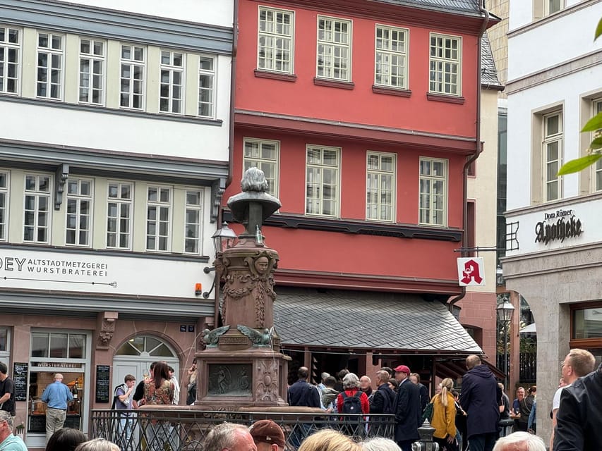 Frankfurt: Discover the heart of Frankfurt – a city tour in Russian - The New Old Town, Frankfurt’s carefully rebuilt quarter