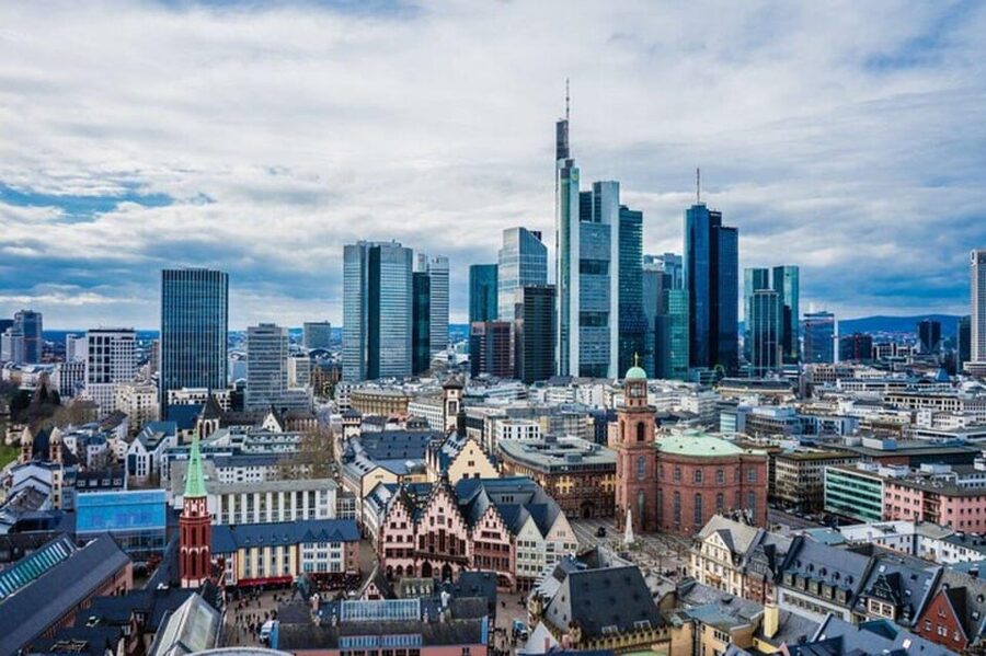 Frankfurt : Highlights & hidden Gems Private Walking Tour - Why this private Frankfurt walk works well