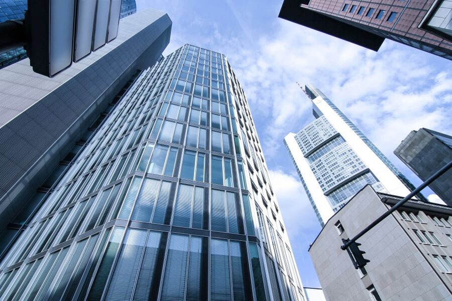 Frankfurt: Main Tower with Tickets and Guided Old Town Tour - Timing, access, and small practical details