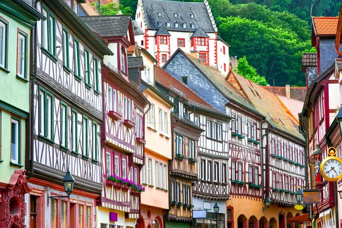 Frankfurt Old Town & Emperors: City Game & Walking Tour - Seeing Frankfurt beyond the obvious route