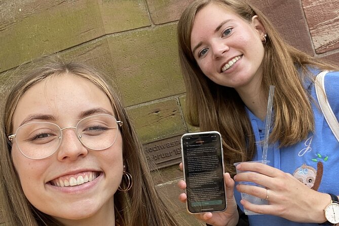 Frankfurt Old Town & Emperors: City Game & Walking Tour - Following eleven clues through the Old Town
