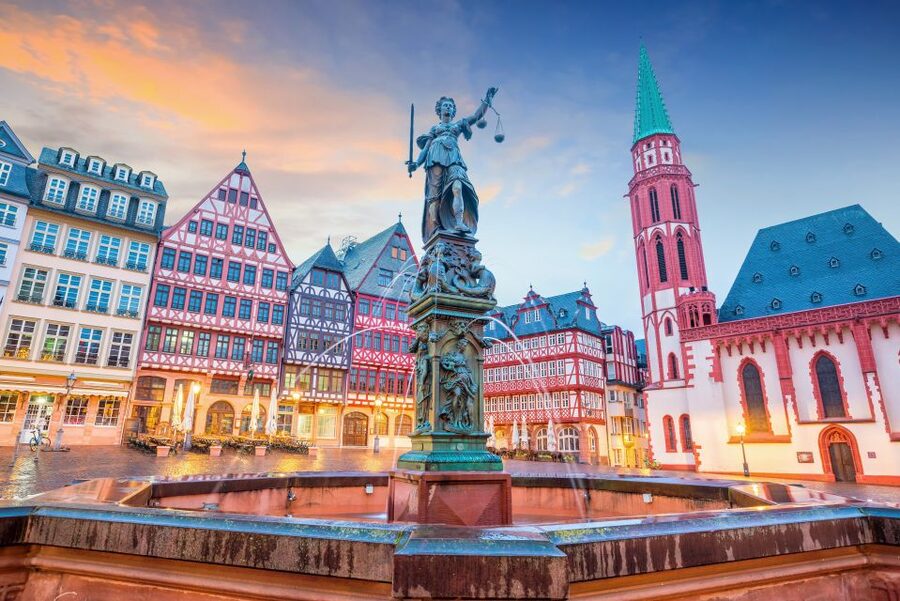 Frankfurt: Private German Beer Tasting Tour in Old Town - Reinheitsgebot and the modern German beer scene