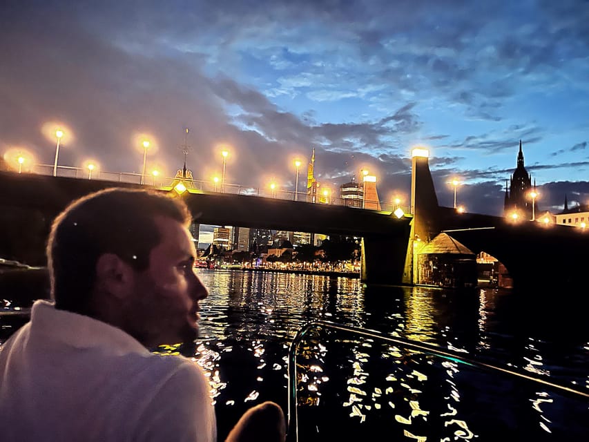 Frankfurt: Private Romantic Skyline Boat Tour - Who will enjoy this private cruise most?