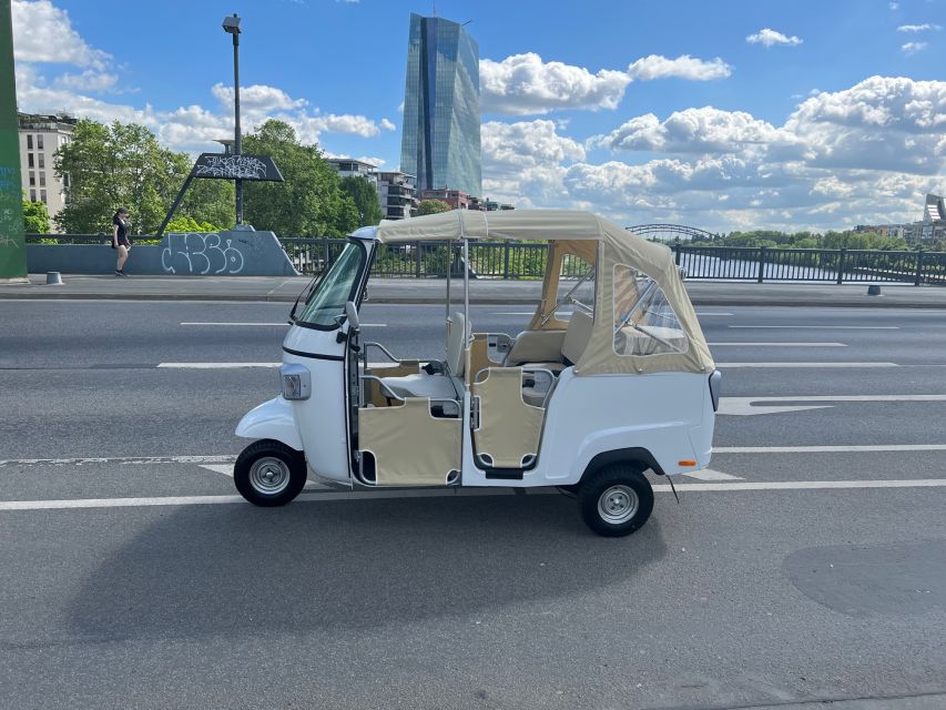 Frankfurt: Private Sightseeing Tour in Retro Ape Calessino - Who should book this Frankfurt ride?