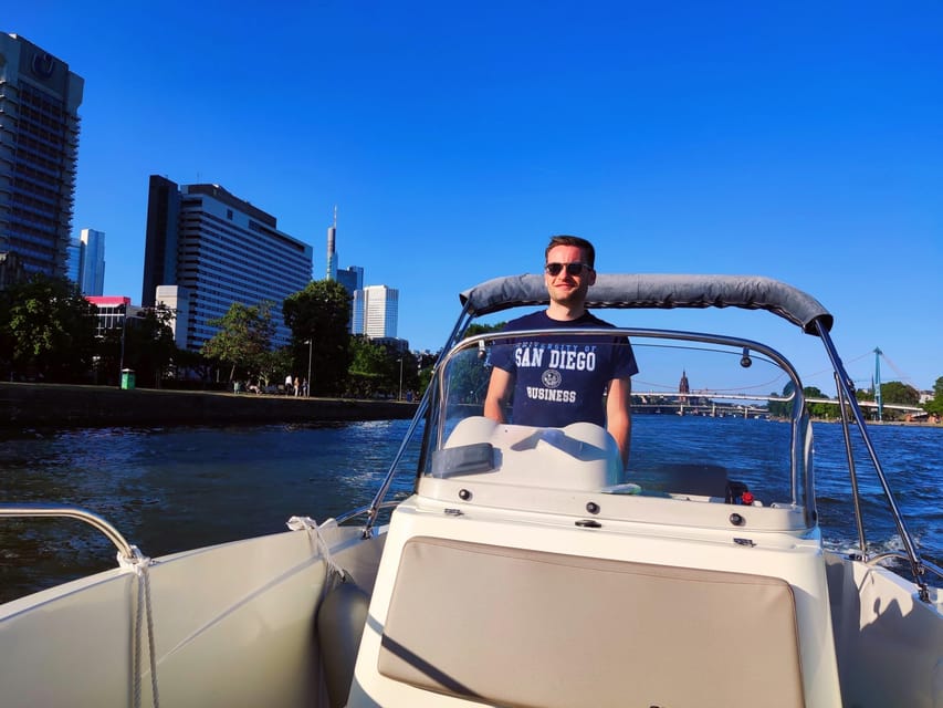 Frankfurt: Private Skyline Sightseeing Boat Tour - Key points before you book