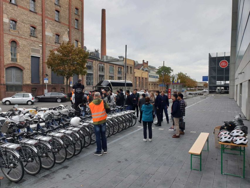 Frankfurt: Unique E-Bikes Tours - The 64-kilometer Green Belt route