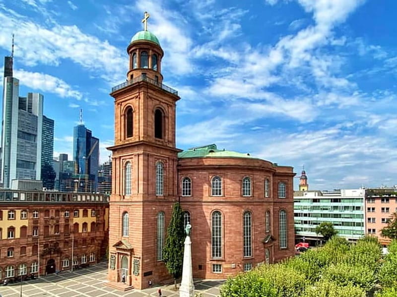 Frankfurt: Walking tour between St. Paul's Church, Main & Old Town flair in German - Practical advice for a smoother outing