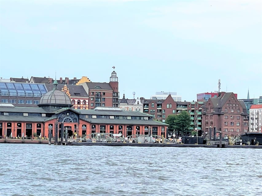 Free Tour: Port, Red Light District and Beatles. You decide how much to pay at the end - What the mixed feedback means for your decision
