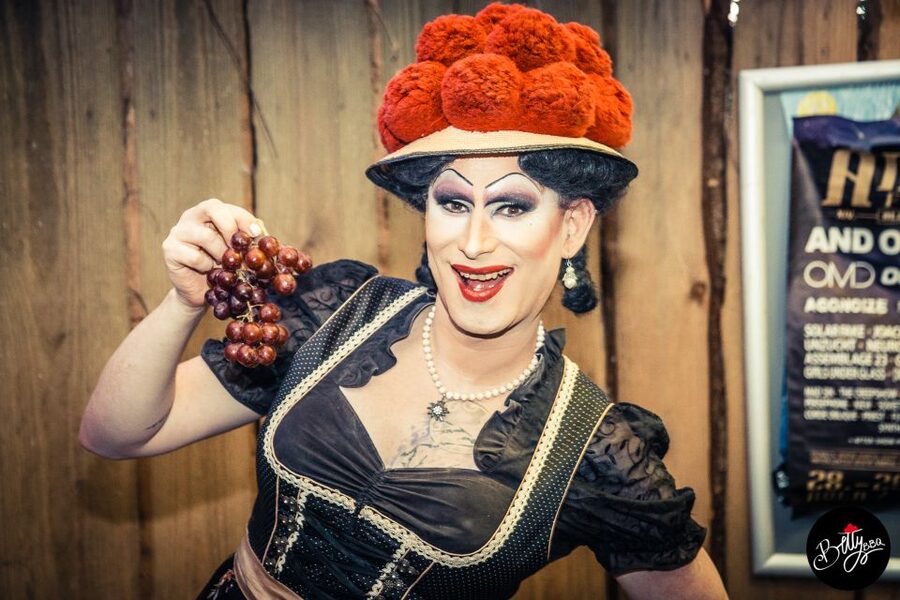 Freiburg: City Walking Tour with Drag Queen Betty BBQ - Key things to know before booking