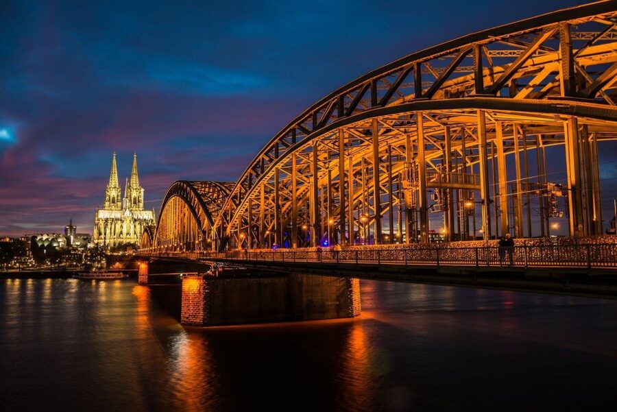 Freiburg: Private Guided Walking Tour - Wars, Versailles, Weimar, and Freiburg’s darker past