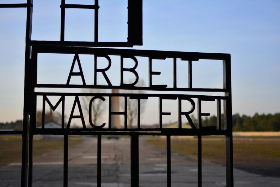 From Berlin: Guided Sachsenhausen Concentration Camp Tour - The 75-minute train ride to Oranienburg