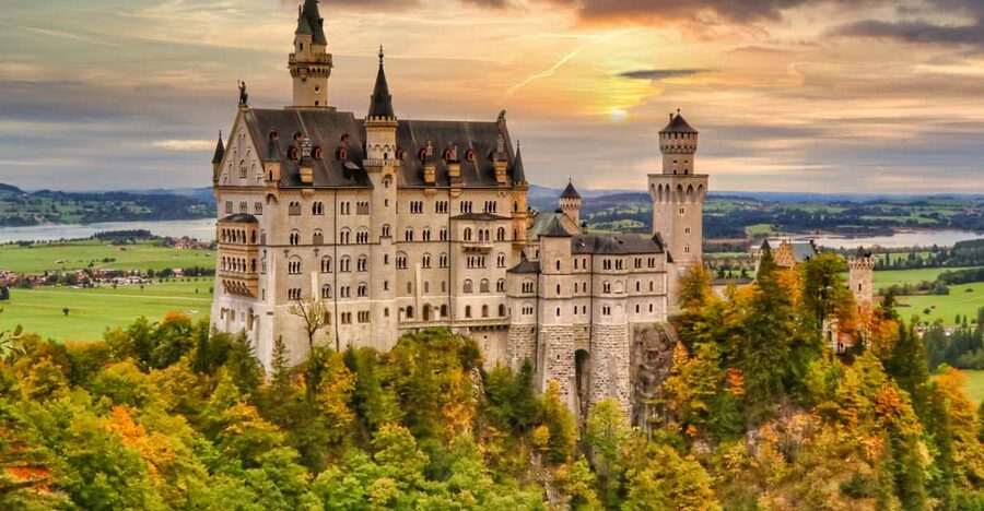 From Füssen: Neuschwanstein & Linderhof Castles Private Tour - Comfort, walking, and timing