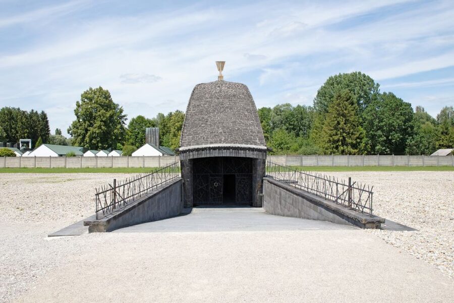 From Munich: Dachau Concentration Camp Private Tour by Car - Leaving Munich in a private car