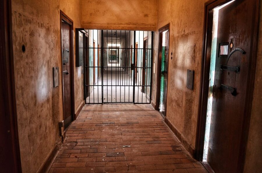 From Munich: Dachau Memorial Site Tour in Spanish - Key points to know before booking