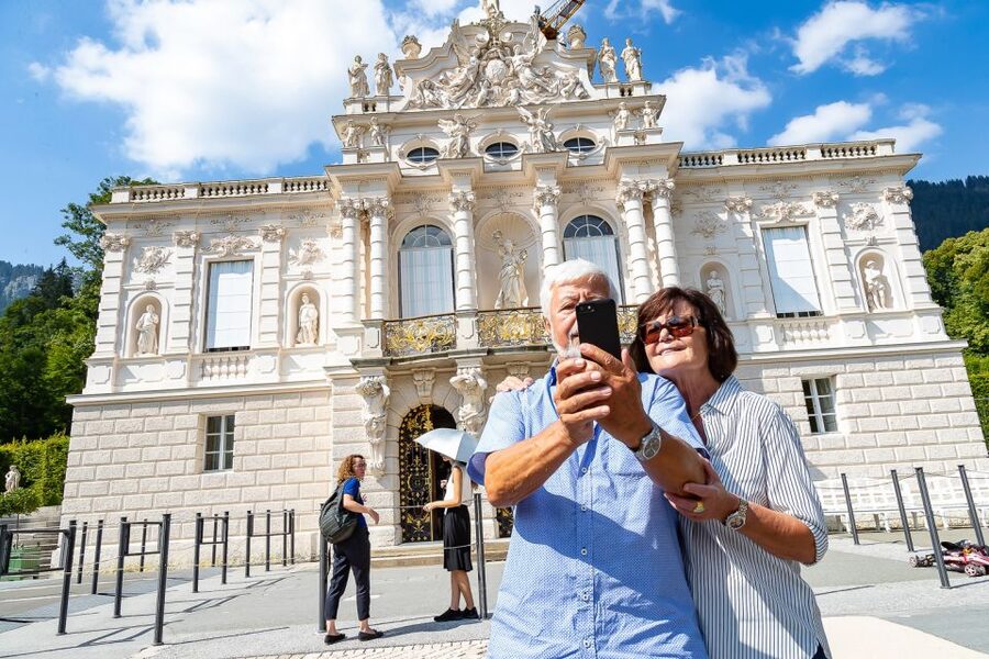 From Munich: Neuschwanstein & Linderhof Castle Full-Day Trip - Should you book it?