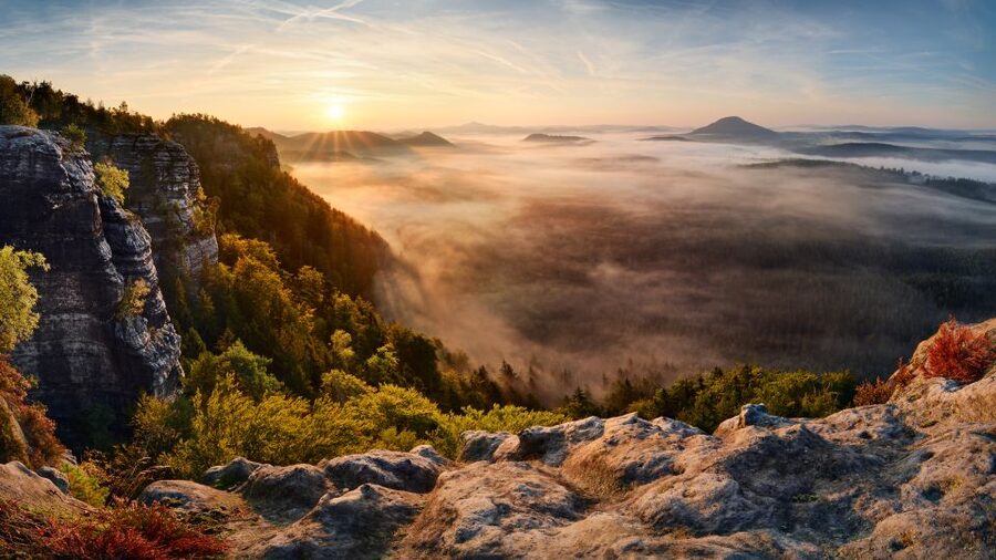 From Prague: Bastei and Dresden Small-Group Day Trip - The big picture: a 10-hour cross-border outing
