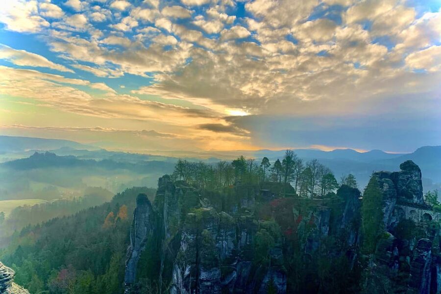 From Prague: Bohemian and Saxon Switzerland Full-Day Tour - Lunch at a local restaurant