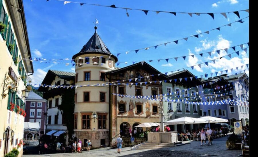 From Salzburg: Private Tour of Konigssee and Berchtesgaden - The long stop at Königssee