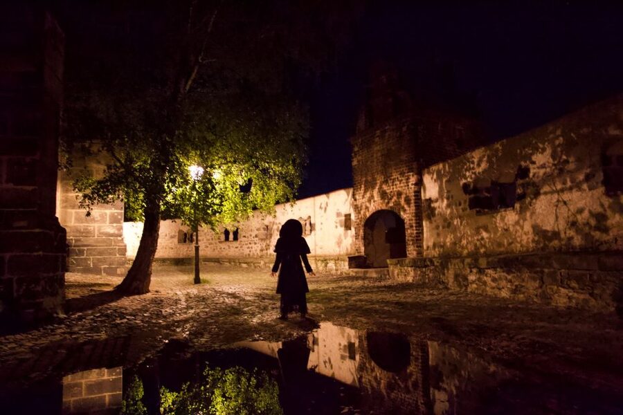 Görlitz: Ghosts and Spooky Historical Night Walking Tour - From executions to local superstition