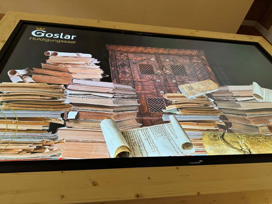 Goslar: Rathausführung - historisch & multimedial - How the multimedia presentation changes the visit