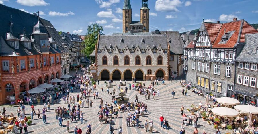 Goslar: Tausend Schritte durch die Altstadt - Goslar Town Hall and the Hall of Homage