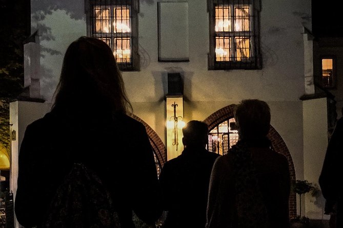 Gruseltour Berlin Haunted Ghost Walk 90-minute at Berlin Mitte city center - Starting at the Franciscan monastery ruins