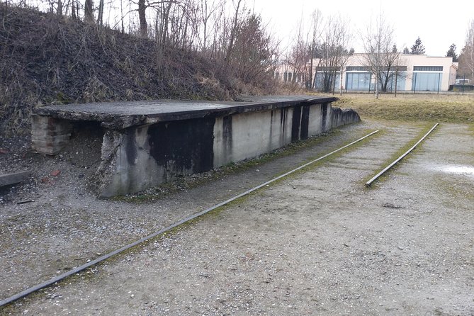 Guided Dachau Concentration Camp Memorial Site Tour with Train from Munich - The Barracks and the Reality of Daily Camp Life