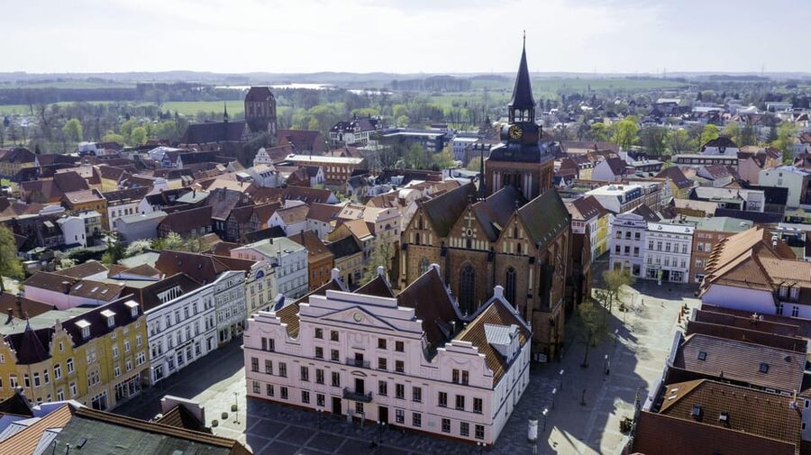 Güstrow: Guided tour of the historic city center - Is $10 a good value?