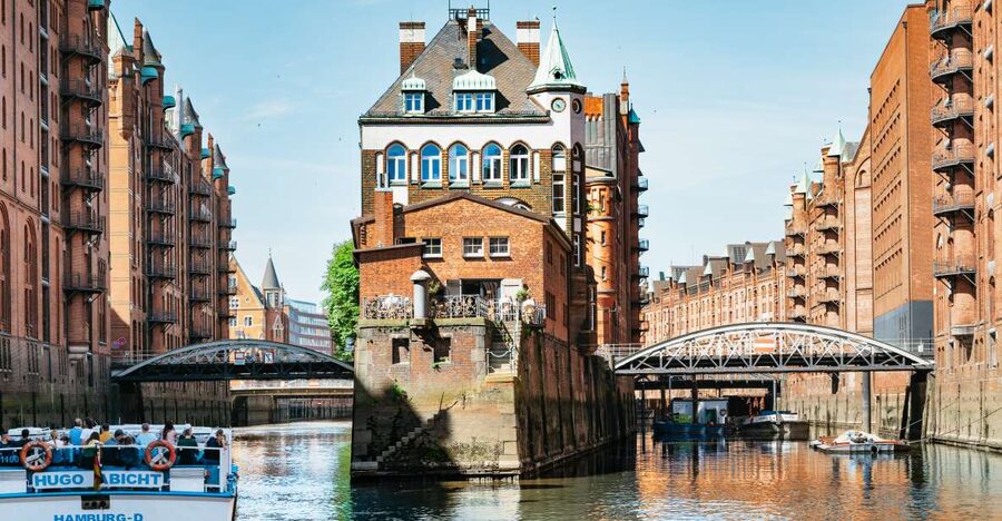 Hamburg: 1.5-Hour Harbor and Speicherstadt Day Cruise - Speicherstadt: the cruise’s most delicate promise