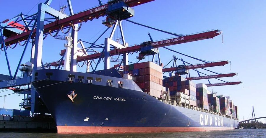 Hamburg: 1-Hour Harbor Cruise - HafenCity and the Elbe Philharmonic Hall