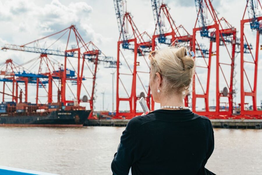 Hamburg: 1-Hour Harbor Sightseeing Cruise with HafenCity - Commentary, App, and the Language Problem