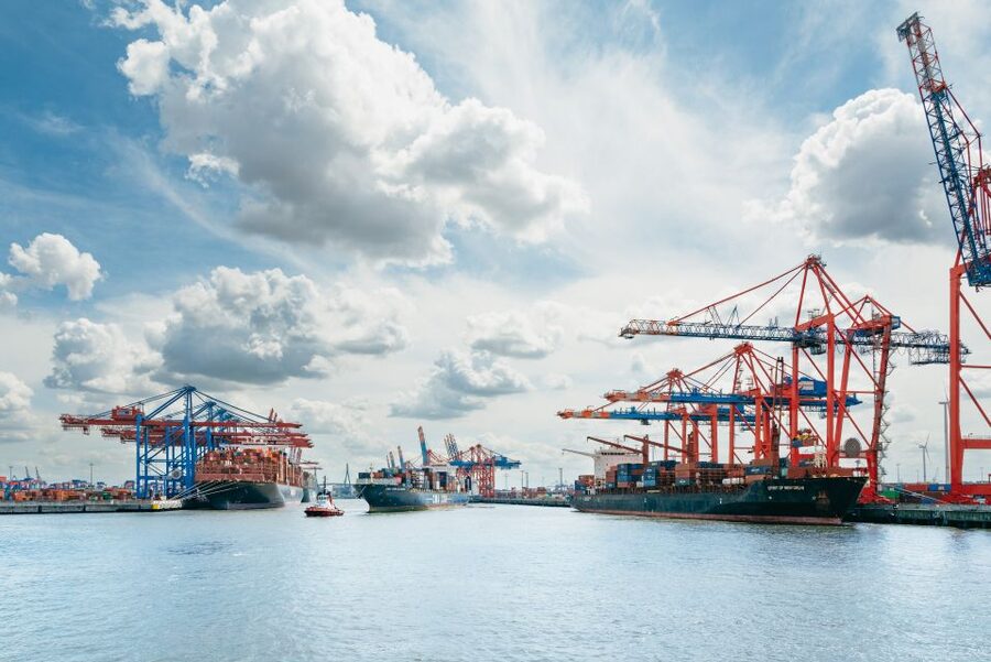 Hamburg: 1-Hour Harbor Sightseeing Cruise with HafenCity - Is One Hour Enough for $30?