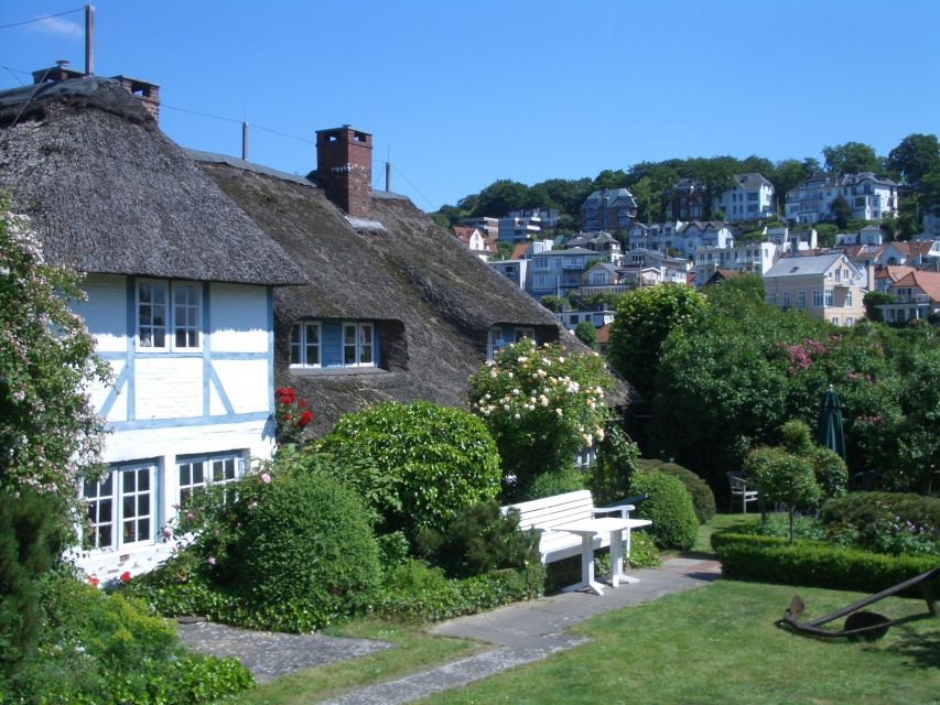 Hamburg: 2-Hour Blankenese Walking Tour - Goßlerhaus, gardens, and grand homes