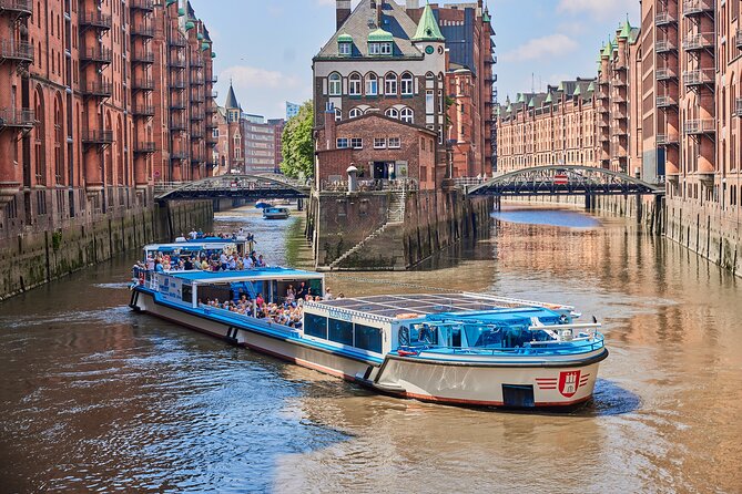 Hamburg: 2-Hour Harbor Cruise - Checking in at Landungsbrücken