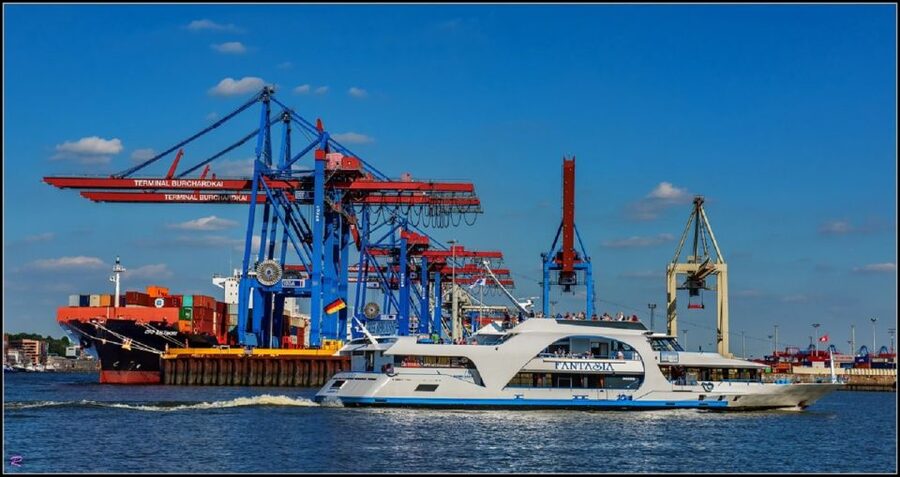 Hamburg: 2-Hour Sightseeing Cruise to Blankenese - Key points to know before boarding