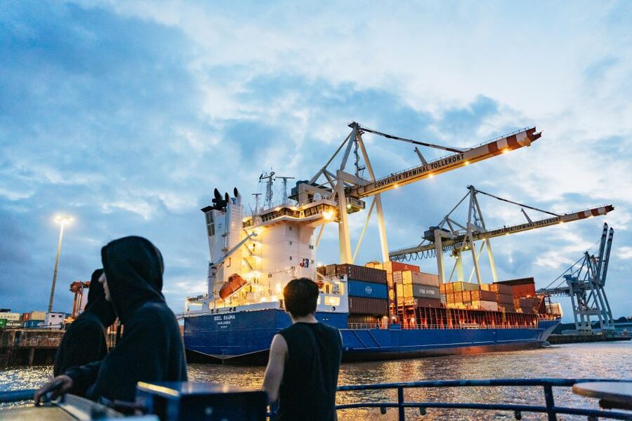 Hamburg: 90-Minute Evening Lights Harbor Cruise - Is $27 a Good Price?
