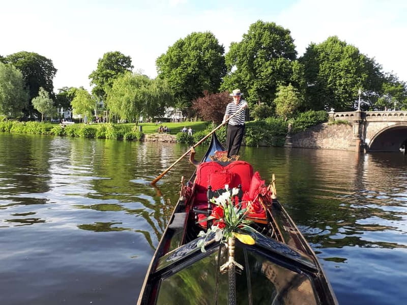 Hamburg Alster Lake romantic Tour in a Real Venetian Gondola - From the Binnenalster to the Alsterarcades
