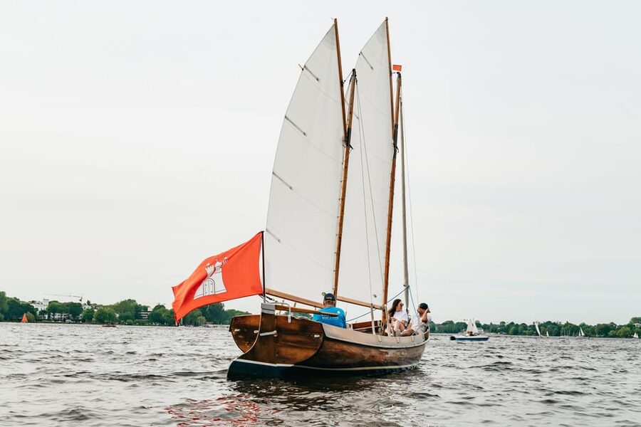 Hamburg: Alster River Sailing Tour on a 2-Masted Sailboat - Why this small Alster sailing trip feels different