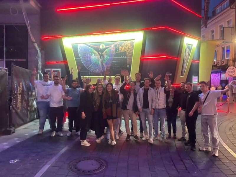 Hamburg Bachelor(ette) Premium Party with Night PubCrawl - What makes the private guide useful