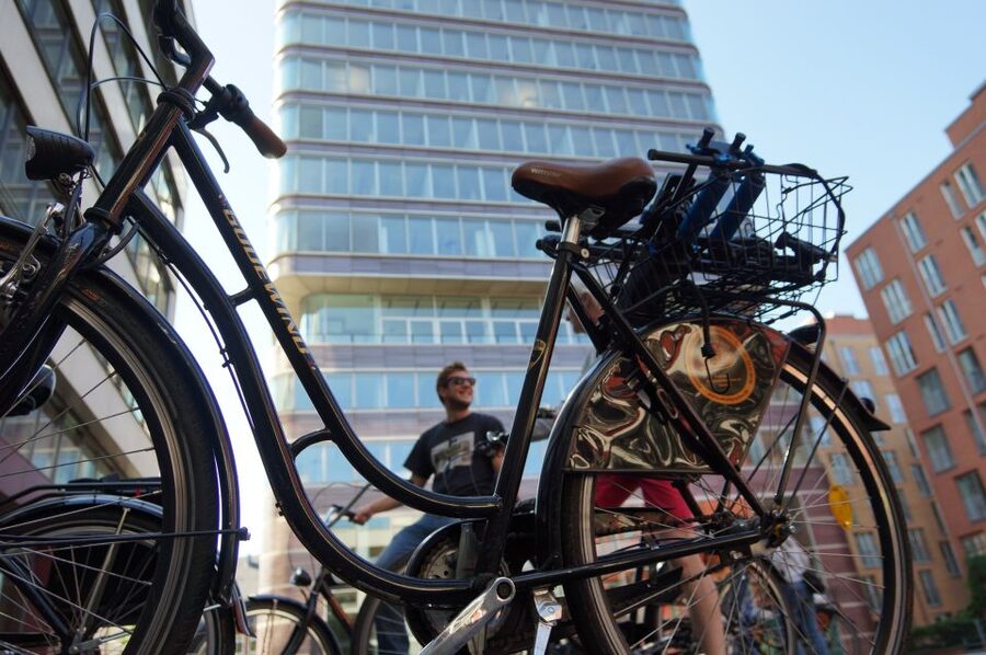 Hamburg: Bike Rental - Starting at Gebrüder-Wolf-Platz in St. Pauli