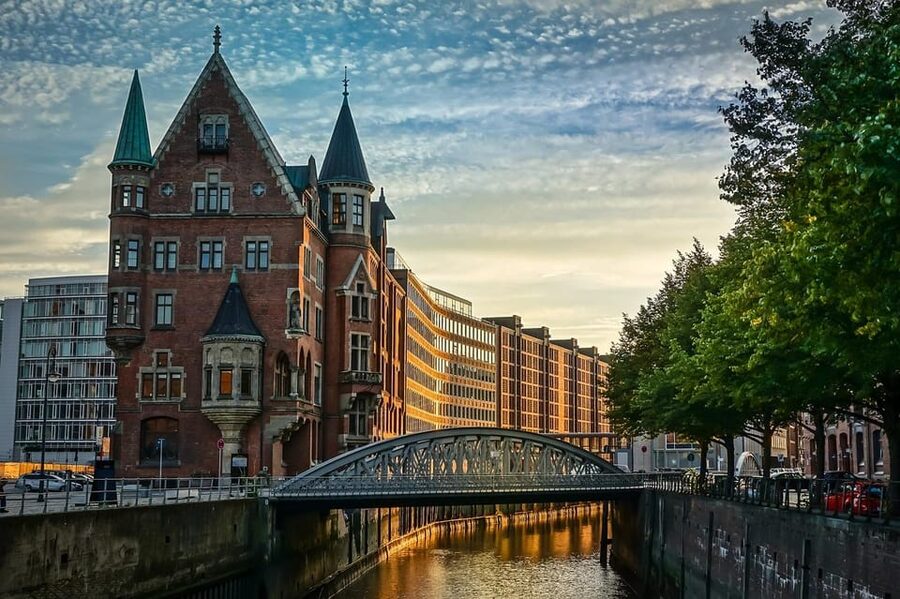 Hamburg: Discover Hamburg from landmark to landmark - Five things to know before you book