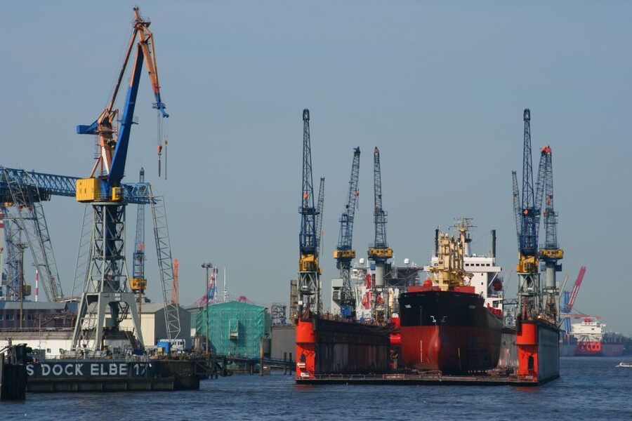 Hamburg: Guided Port Walk for Families - Walking, Weather, and the Real Two-Hour Pace