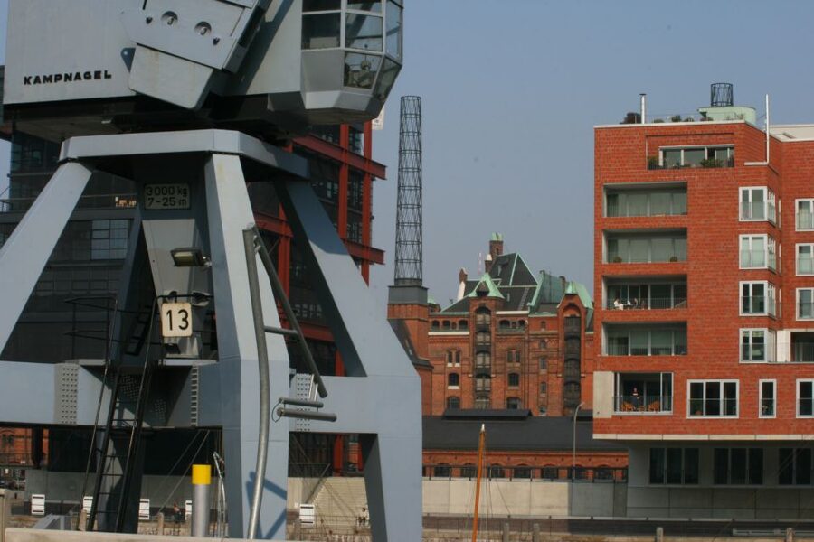 Hamburg: Guided Port Walk for Families - Is $14 a Good Price for a Family Port Walk?
